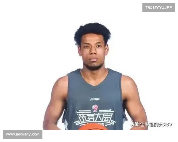 从期待到失落:祝铭震的接球突破与三不沾瞬间探讨(祝铭震能扣篮吗) 从期待到失落:祝铭震的接球突破与三不沾瞬间探讨(祝铭震能扣篮吗)
